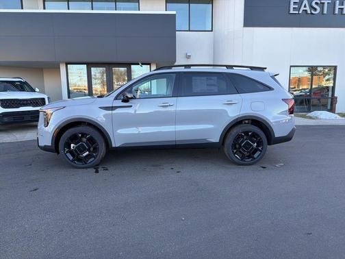 Wolf Gray 2026 Kia Sorento X-Line EX
