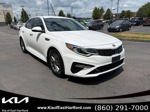 Snow White Pearl 2019 Kia Optima LX