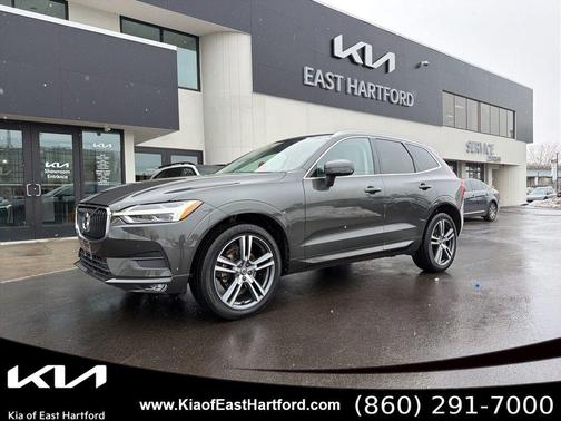2021 Volvo XC60 T5 Momentum