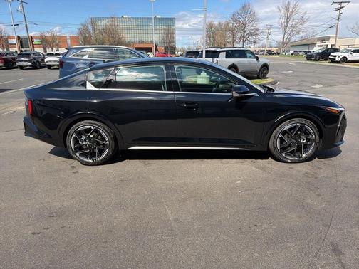 Aurora Black Pearl 2026 Kia K4 GT-LINE