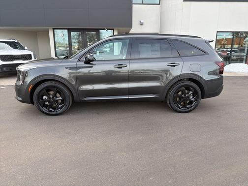 Gray 2026 Kia Sorento Hybrid X-LINE SX PRESTIGE