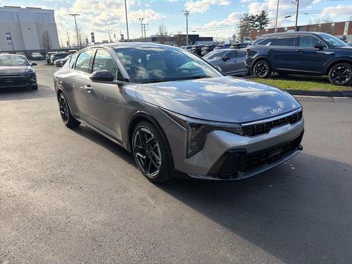 Steel Gray 2026 Kia K4 GT-LINE