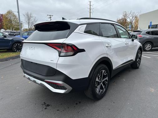 2025 Kia Sportage EX