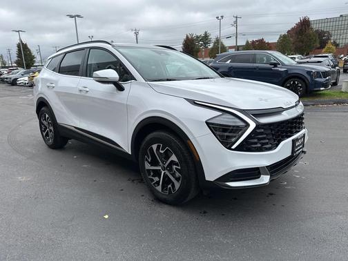 2025 Kia Sportage EX