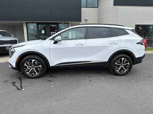 2025 Kia Sportage EX