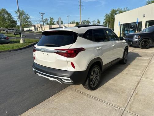 2022 Kia Seltos S