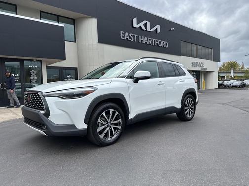 2022 Toyota Corolla Cross XLE