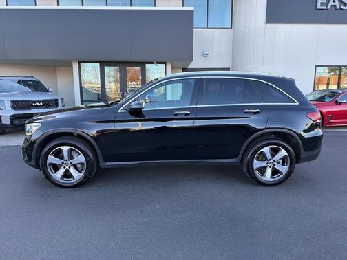 2022 Mercedes-Benz GLC 300 4MATIC