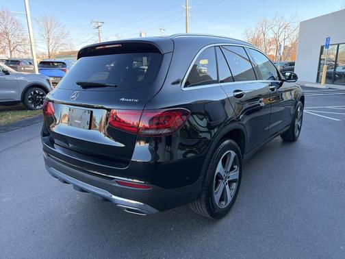 2022 Mercedes-Benz GLC 300 4MATIC