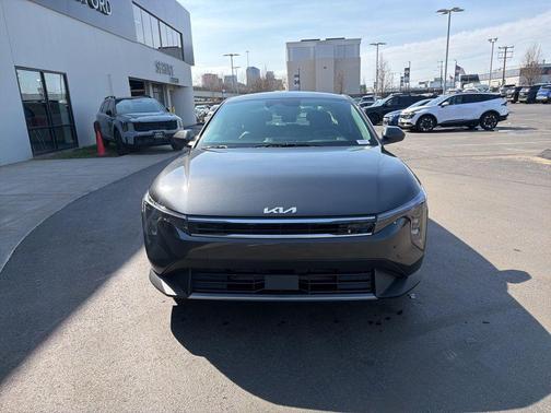 Gray 2026 Kia K4 EX