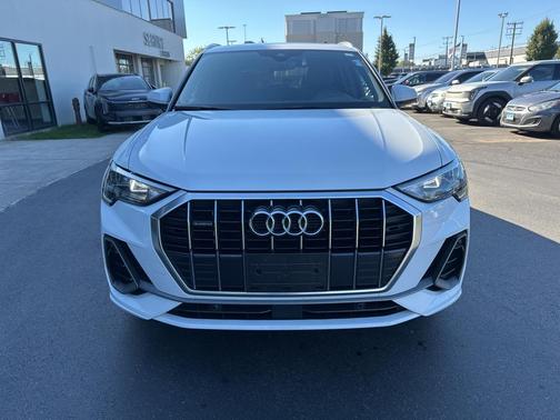 2021 Audi Q3 45 S line Premium