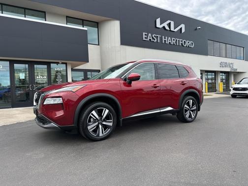 2022 Nissan Rogue SL