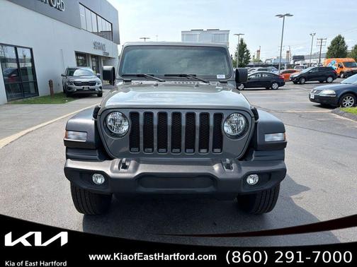 Sting Gray Clearcoat 2022 Jeep Wrangler Unlimited Sport Altitude