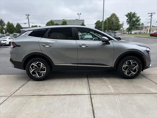2025 Kia Sportage LX