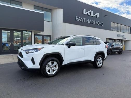 2021 Toyota RAV4 Hybrid LE