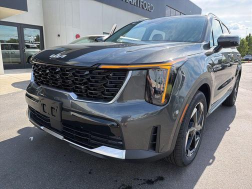 Gray 2026 Kia Sorento Hybrid EX