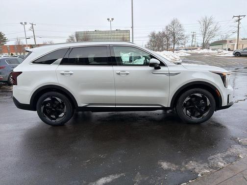 Snow White Pearl 2026 Kia Sorento Hybrid EX