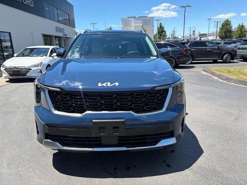 Midnight Black 2026 Kia Sorento S