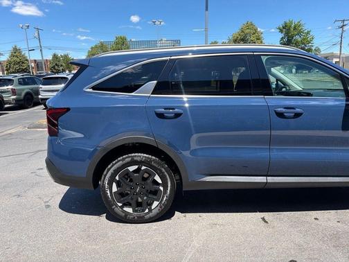 Midnight Black 2026 Kia Sorento S