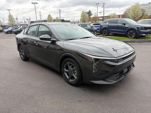 Gray 2026 Kia K4 LXS