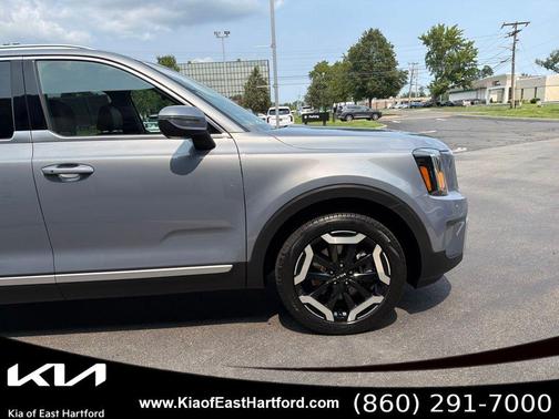 Everlasting Silver 2024 Kia Telluride EX