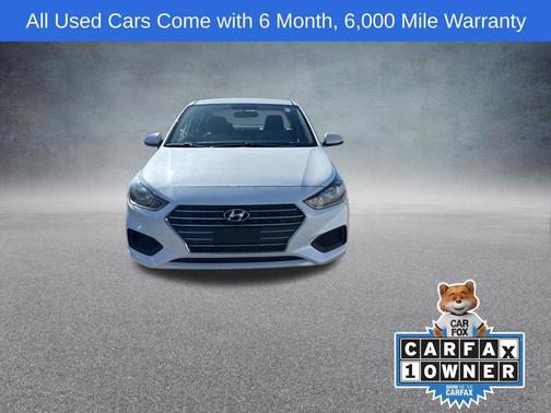 Frost White Pearl 2019 Hyundai Accent SE
