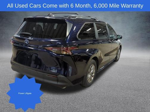 2023 Toyota Sienna XLE