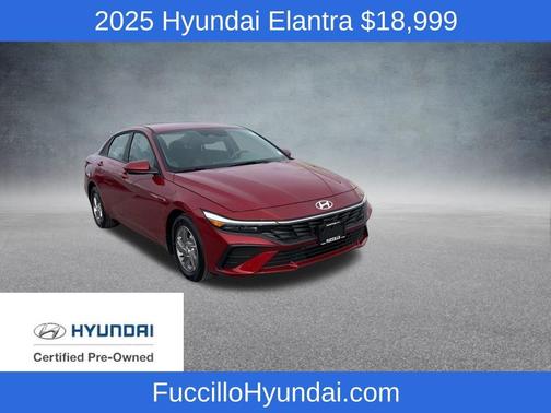2025 Hyundai ELANTRA SE
