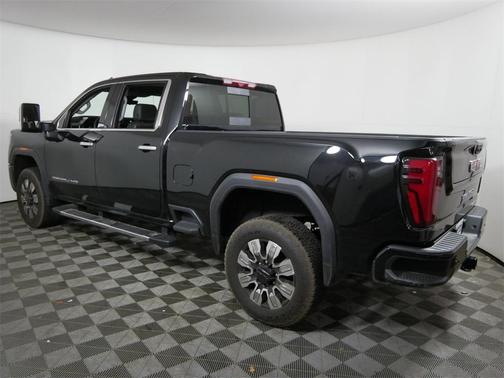 2024 GMC Sierra 2500 Denali