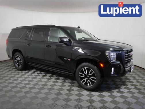 2023 GMC Yukon XL AT4