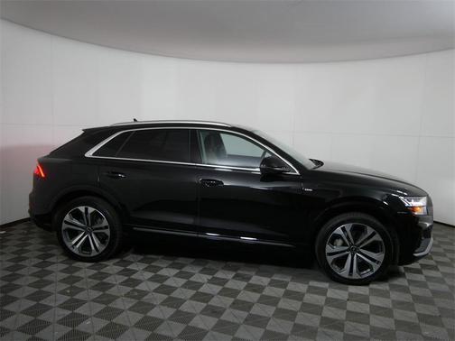 2022 Audi Q8 55 Prestige