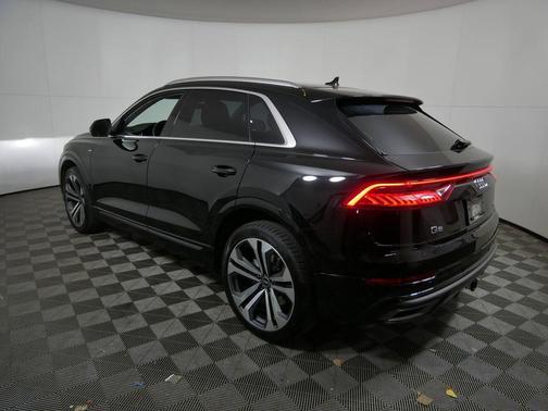 2022 Audi Q8 55 Prestige