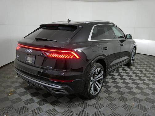 2022 Audi Q8 55 Prestige