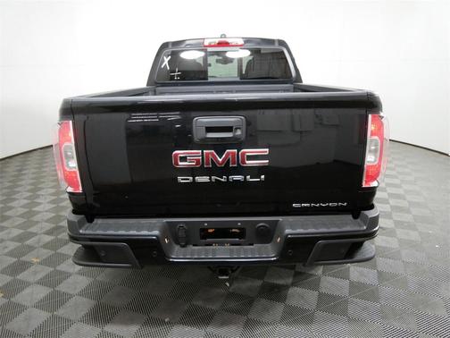 2022 GMC Canyon Denali