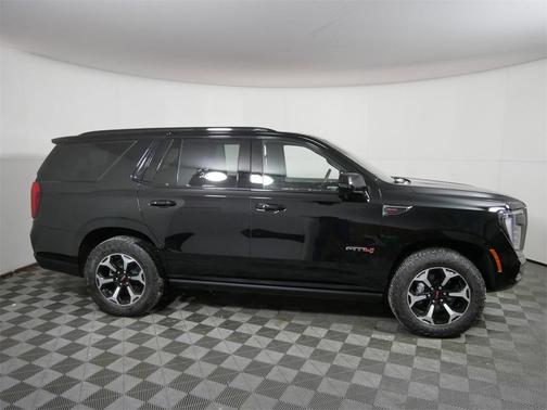 2025 GMC Yukon AT4