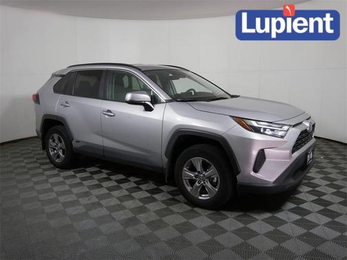 2022 Toyota RAV4 Hybrid XLE