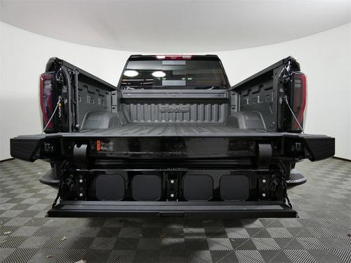 2025 GMC Sierra 3500 AT4