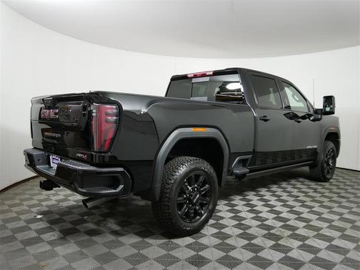 2025 GMC Sierra 3500 AT4
