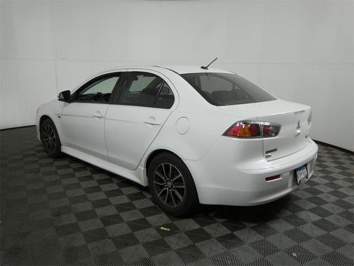 2016 Mitsubishi Lancer SE