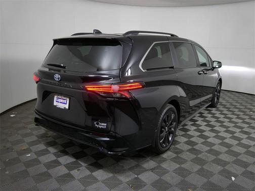 2024 Toyota Sienna XSE