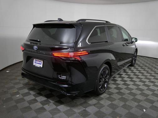 2024 Toyota Sienna XSE