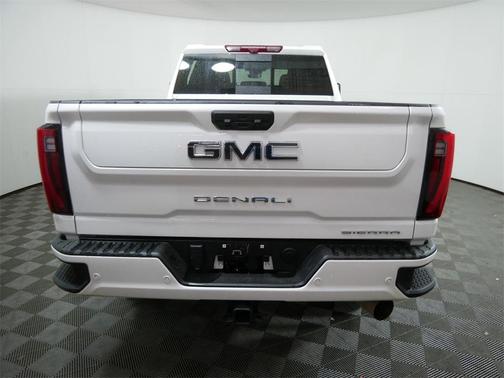 2024 GMC Sierra 2500 Denali Ultimate