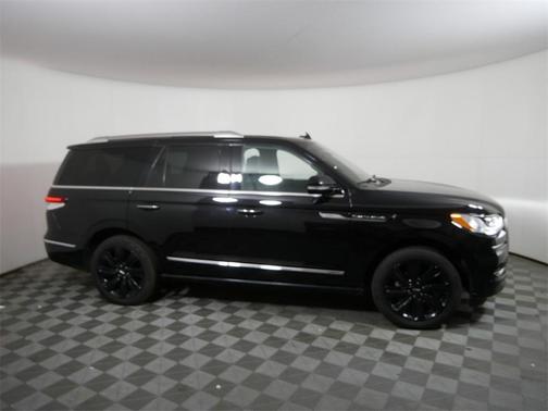 2022 Lincoln Navigator Reserve