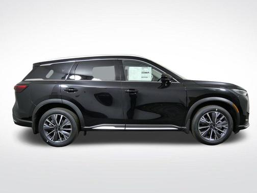 Diamond Black 2026 INFINITI QX60 Luxe