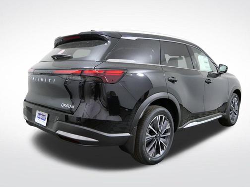 Diamond Black 2026 INFINITI QX60 Luxe