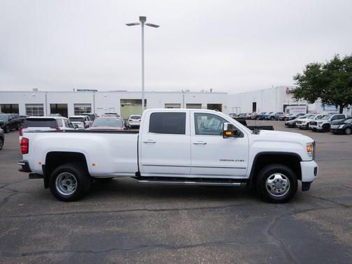2017 GMC Sierra 3500 Denali