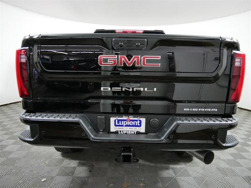 2025 GMC Sierra 3500 Denali