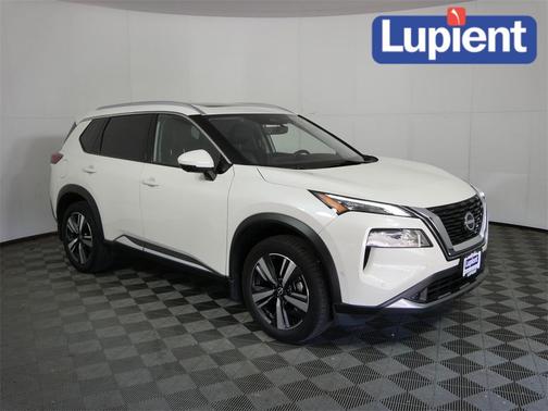 2022 Nissan Rogue SL