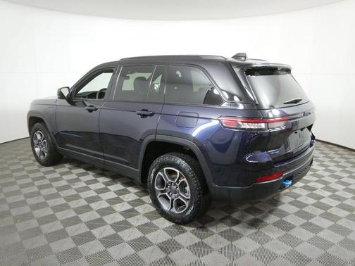 2023 Jeep Grand Cherokee 4xe Trailhawk