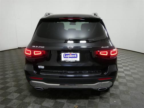 2021 Mercedes-Benz GLB 250 Base 4MATIC